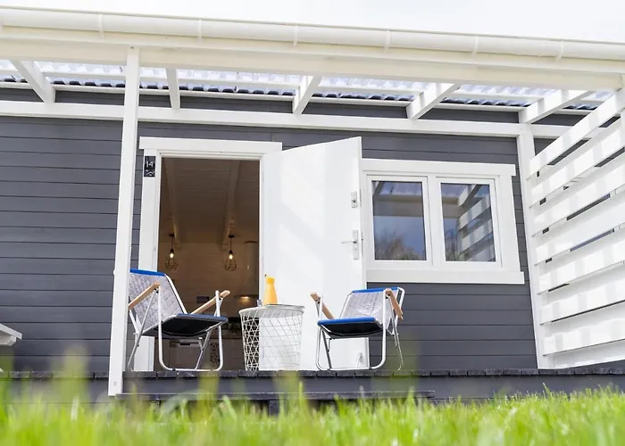 Maxcamp W Dziwnowie بيت للعطل *